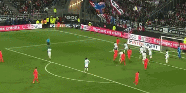 TA：曼联知道谈谢什科需要时间；莱比锡和多特都在关注霍伊伦