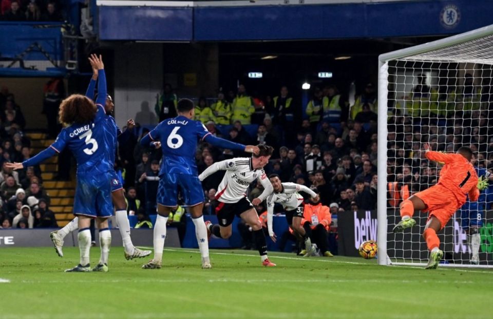 格纳布里：获得巨额收入后曾沉迷奢侈消费，母亲劝我脚踏实地